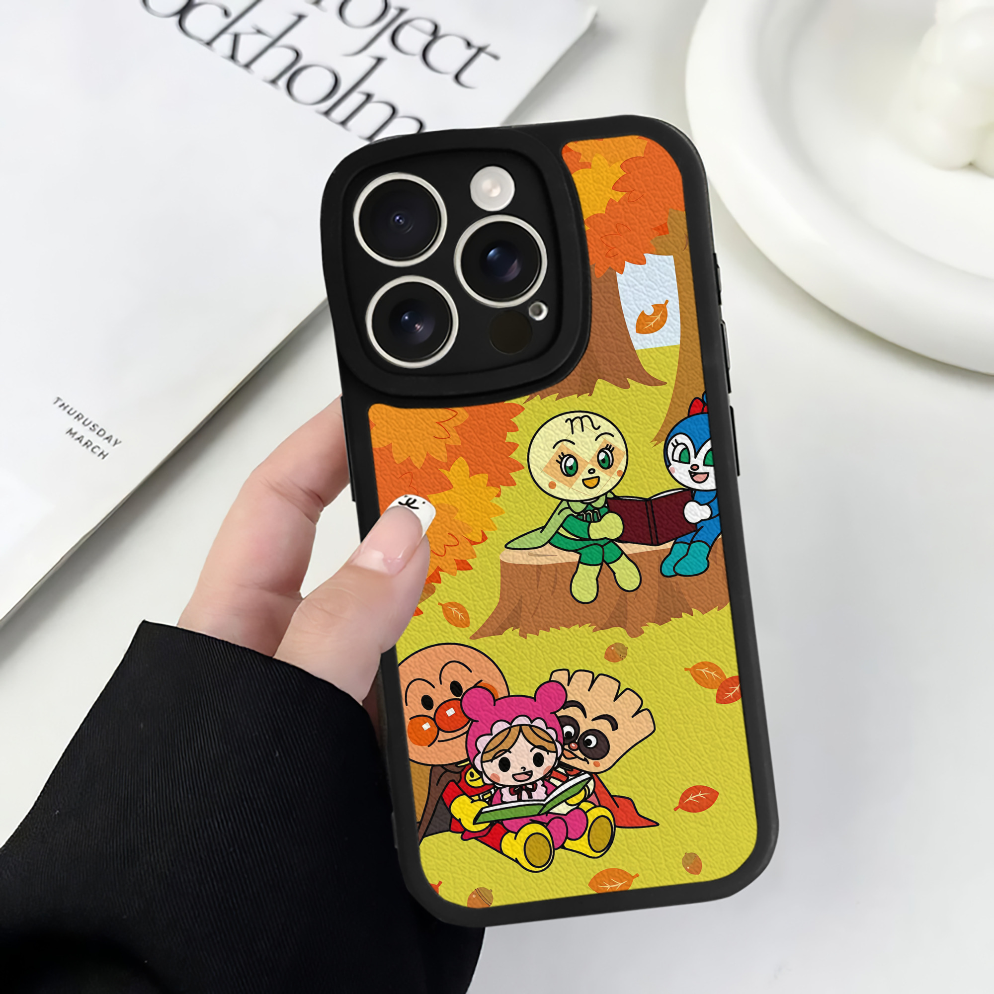 （画像用） アンパンマン Anpanman 【iPhone 16シリーズ対応】シリコンスマホケース（レザー調） 材質：シリコン